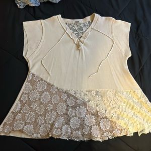 Gimmmicks Cream Top